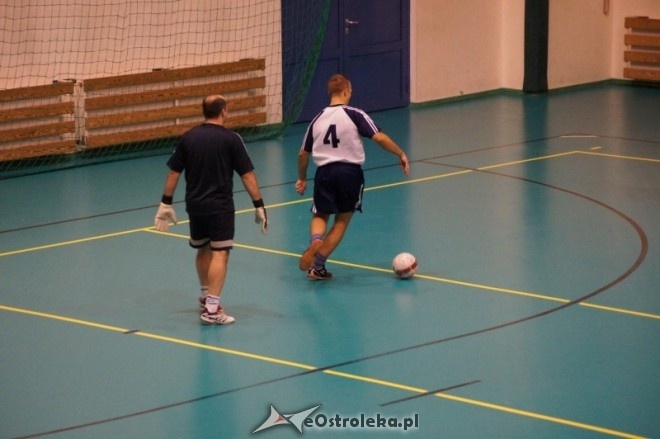 3. kolejka Nocnej Ligi Futsalu [06.01.2012] - zdjęcie #44 - eOstroleka.pl
