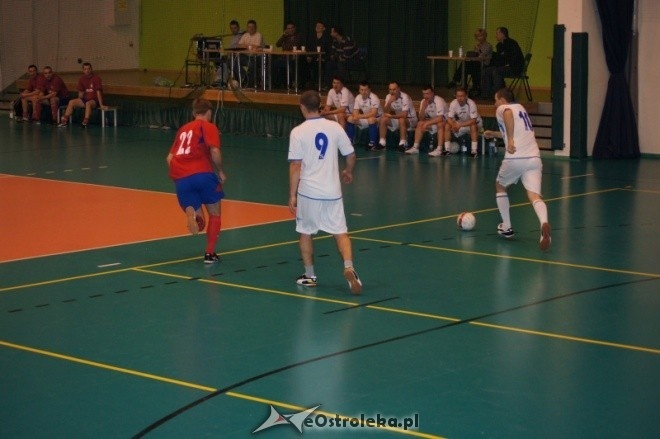 3. kolejka Nocnej Ligi Futsalu [06.01.2012] - zdjęcie #29 - eOstroleka.pl