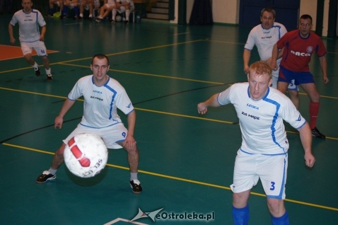 3. kolejka Nocnej Ligi Futsalu [06.01.2012] - zdjęcie #27 - eOstroleka.pl