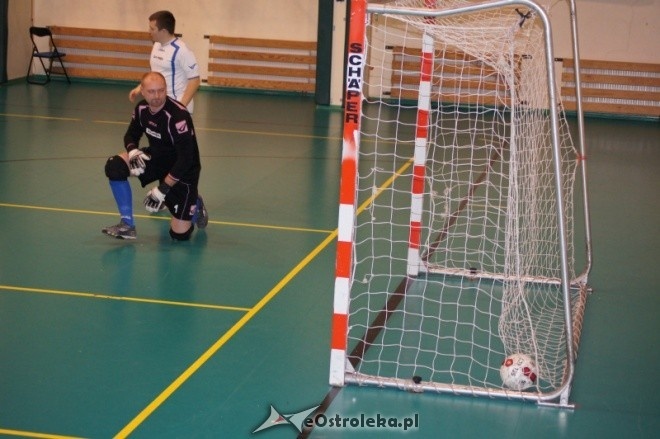 3. kolejka Nocnej Ligi Futsalu [06.01.2012] - zdjęcie #25 - eOstroleka.pl