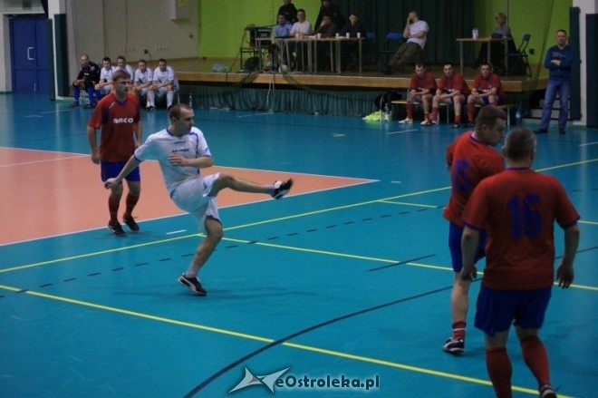 3. kolejka Nocnej Ligi Futsalu [06.01.2012] - zdjęcie #19 - eOstroleka.pl