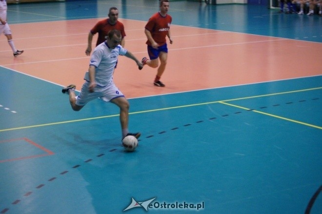 3. kolejka Nocnej Ligi Futsalu [06.01.2012] - zdjęcie #18 - eOstroleka.pl