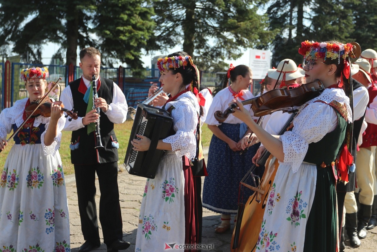 Kurpiowskie Spotkania z Folklorem - parada ulicami Ostrołęki [19.09.2026] - zdjęcie #100 - eOstroleka.pl