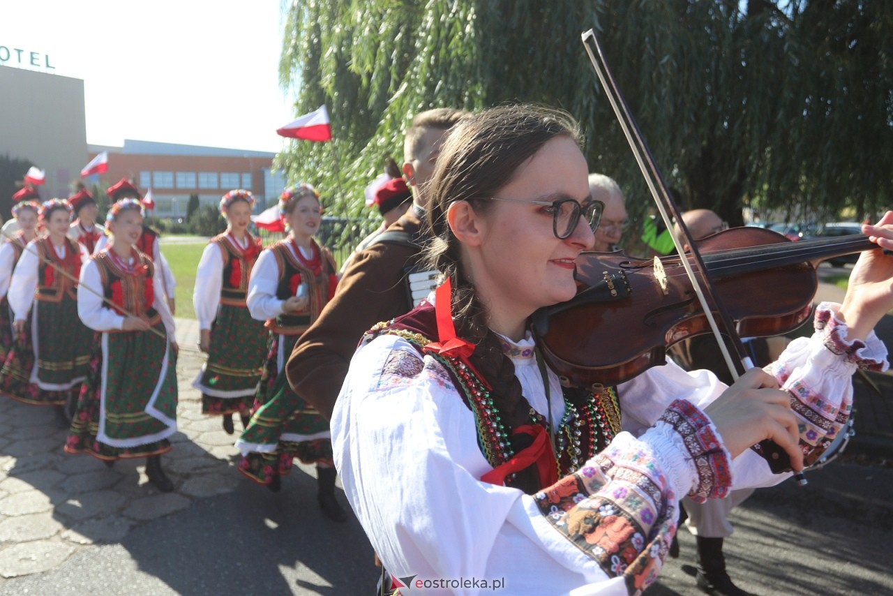 Kurpiowskie Spotkania z Folklorem - parada ulicami Ostrołęki [19.09.2026] - zdjęcie #81 - eOstroleka.pl