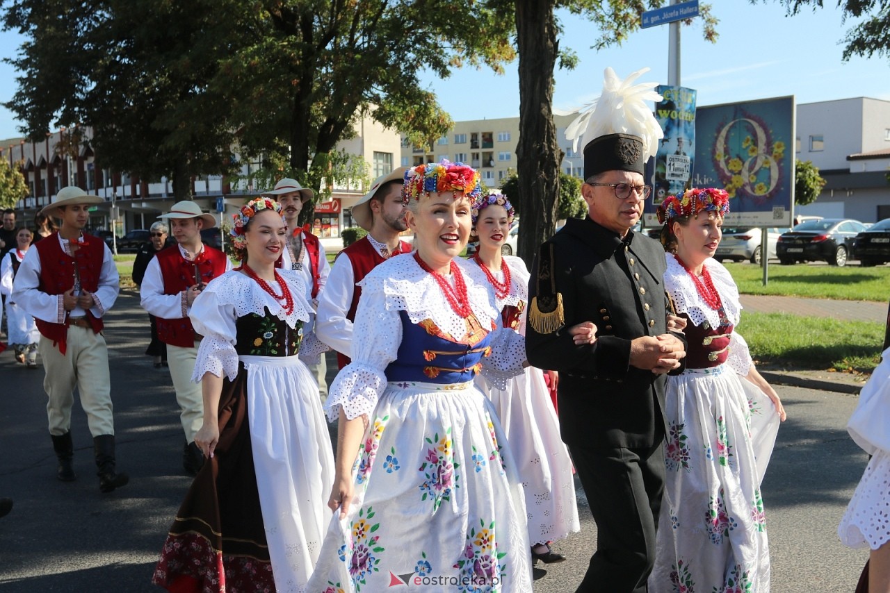 Kurpiowskie Spotkania z Folklorem - parada ulicami Ostrołęki [19.09.2026] - zdjęcie #45 - eOstroleka.pl