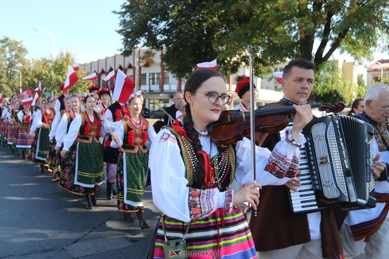 Kurpiowskie Spotkania z Folklorem - parada ulicami Ostrołęki [19.09.2026] - zdjęcie #40 - eOstroleka.pl