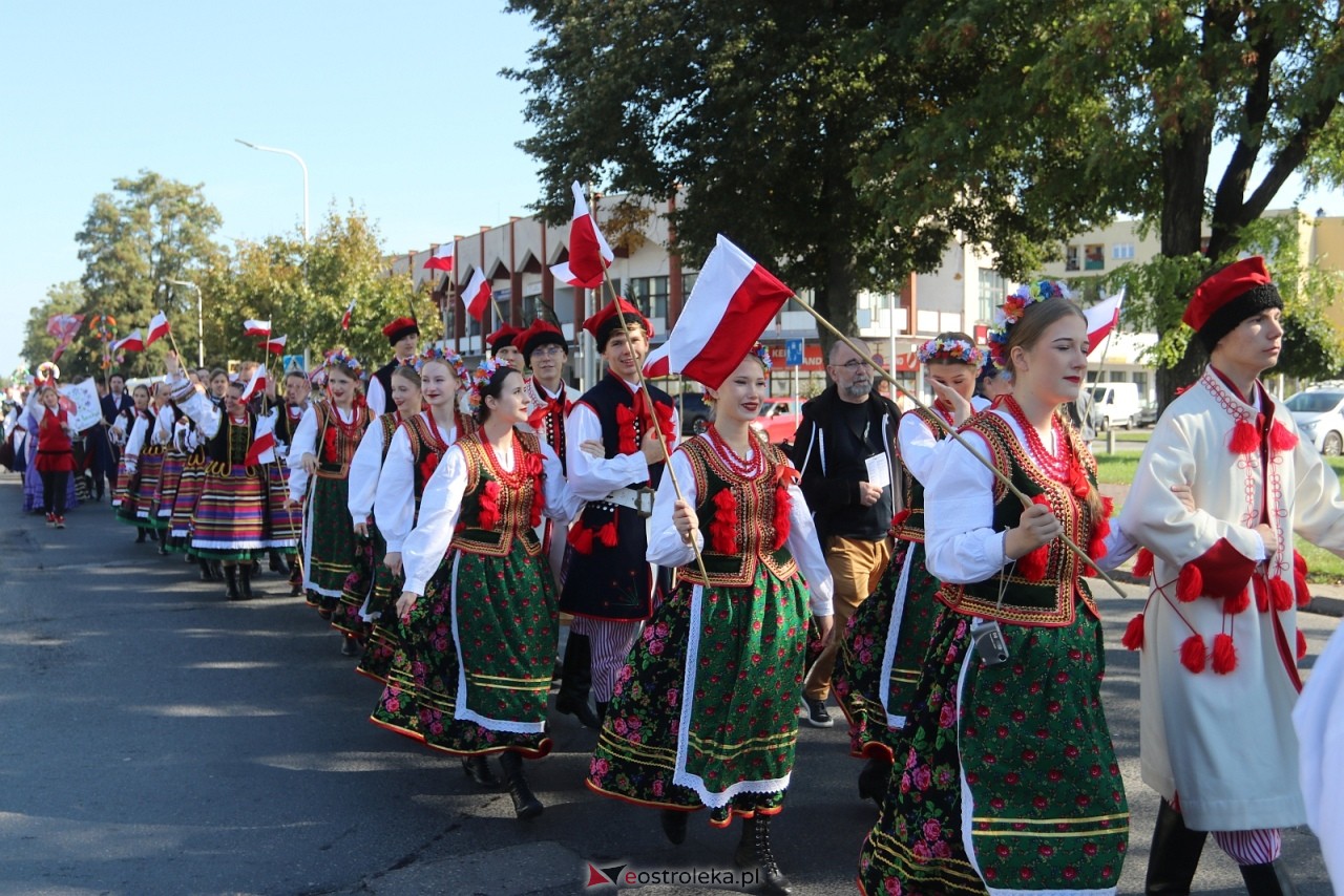 Kurpiowskie Spotkania z Folklorem - parada ulicami Ostrołęki [19.09.2026] - zdjęcie #39 - eOstroleka.pl