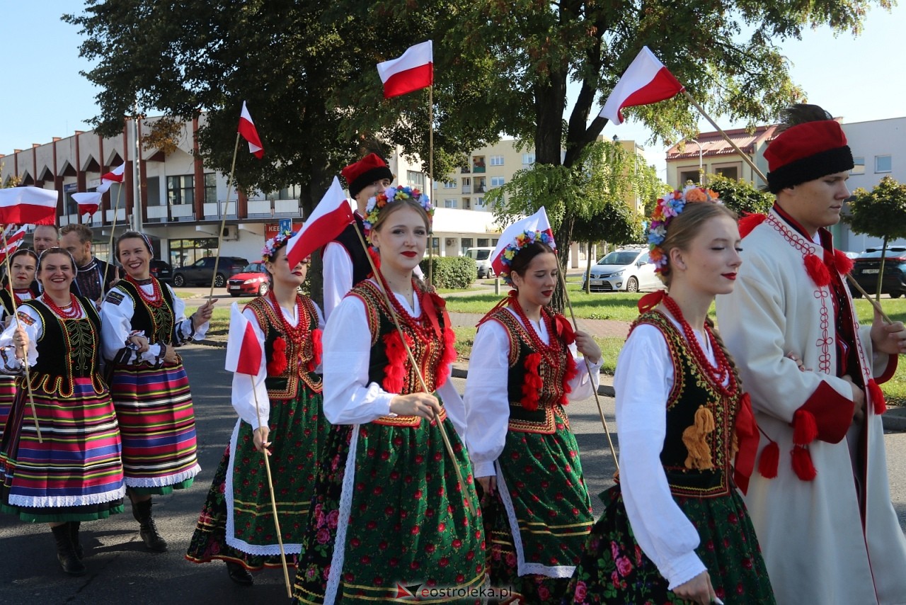 Kurpiowskie Spotkania z Folklorem - parada ulicami Ostrołęki [19.09.2026] - zdjęcie #36 - eOstroleka.pl