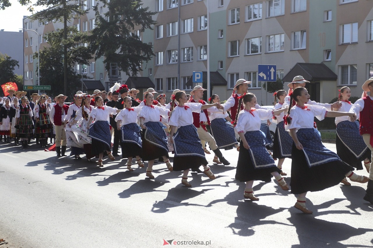 Kurpiowskie Spotkania z Folklorem - parada ulicami Ostrołęki [19.09.2026] - zdjęcie #17 - eOstroleka.pl
