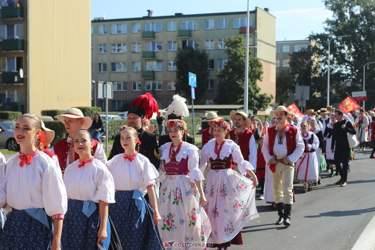Kurpiowskie Spotkania z Folklorem - parada ulicami Ostrołęki [19.09.2026] - zdjęcie #10 - eOstroleka.pl