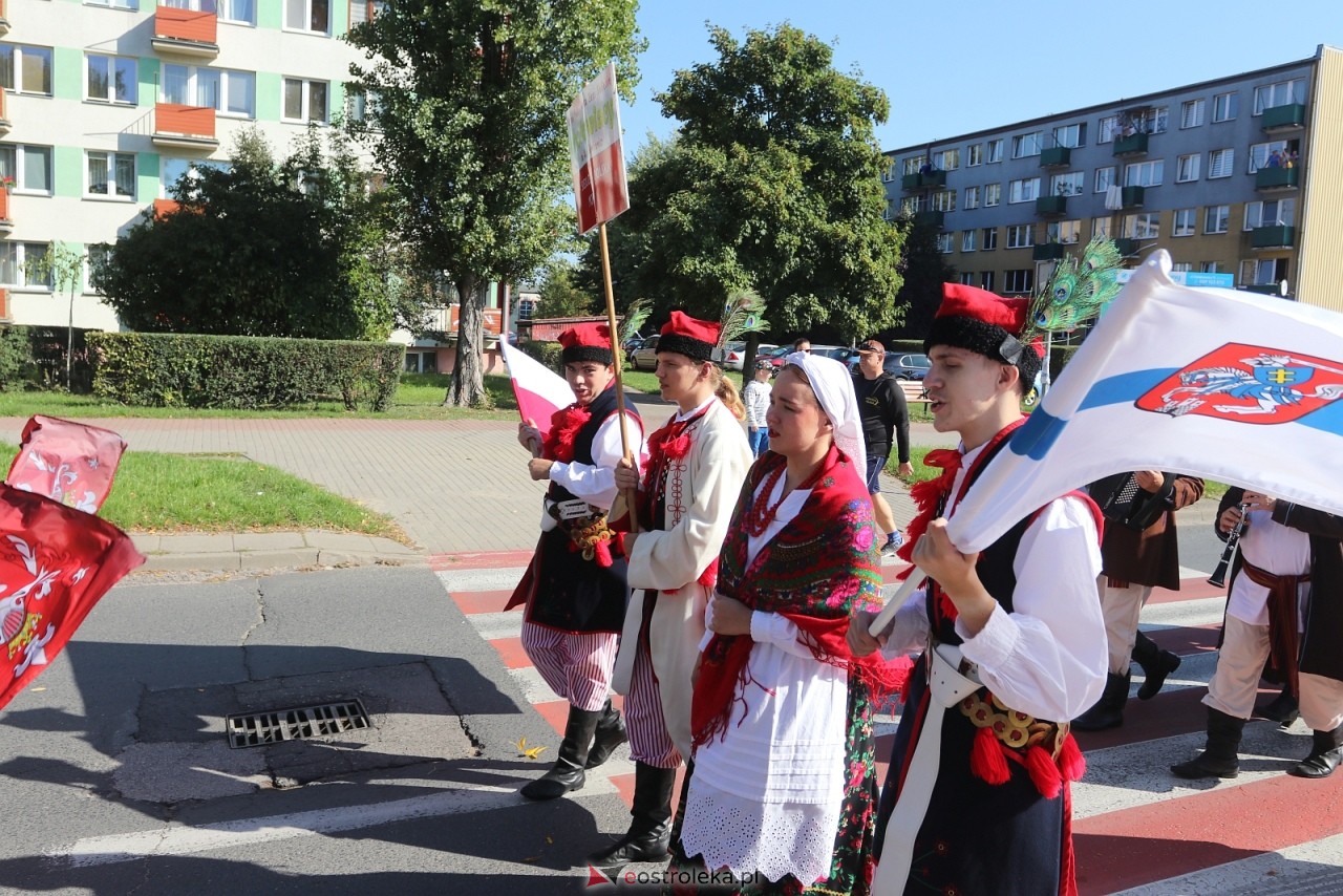 Kurpiowskie Spotkania z Folklorem - parada ulicami Ostrołęki [19.09.2026] - zdjęcie #7 - eOstroleka.pl