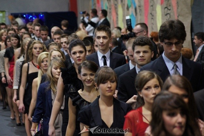 Studniówka III LO [07.I.2012] - zdjęcie #168 - eOstroleka.pl