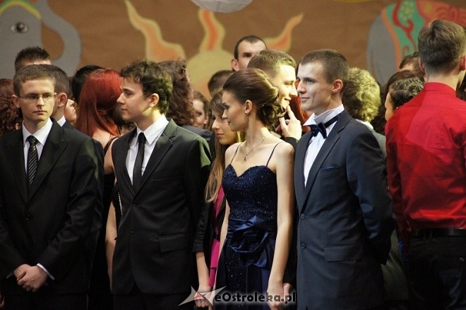 Studniówka III LO [07.I.2012] - zdjęcie #161 - eOstroleka.pl