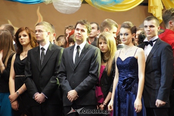 Studniówka III LO [07.I.2012] - zdjęcie #148 - eOstroleka.pl