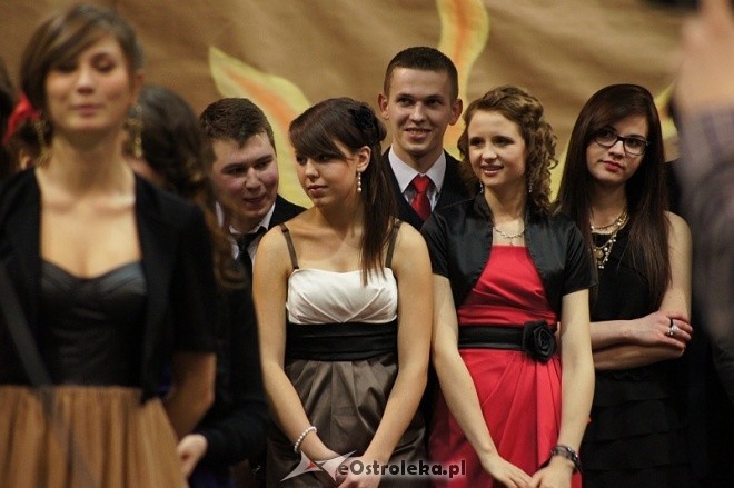 Studniówka III LO [07.I.2012] - zdjęcie #147 - eOstroleka.pl