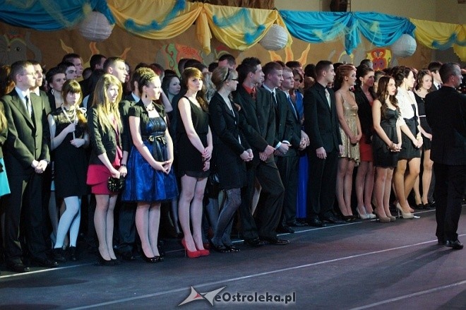 Studniówka III LO [07.I.2012] - zdjęcie #92 - eOstroleka.pl