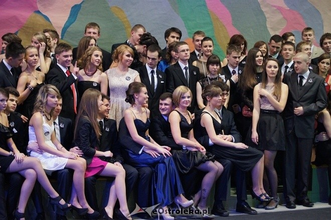 Studniówka III LO [07.I.2012] - zdjęcie #84 - eOstroleka.pl