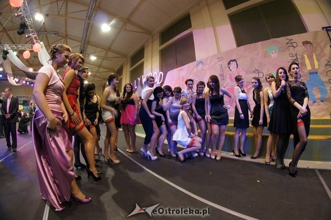 Studniówka III LO [07.I.2012] - zdjęcie #75 - eOstroleka.pl