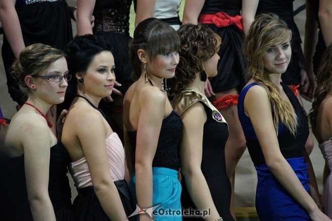 Studniówka III LO [07.I.2012] - zdjęcie #52 - eOstroleka.pl