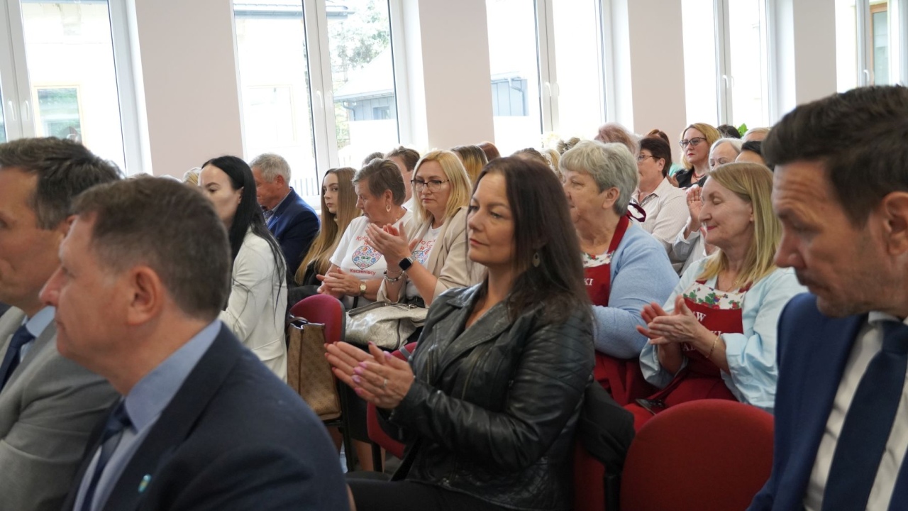 Ponad 1,3 mln zł dla Kół Gospodyń Wiejskich. W Goworowie wręczono czeki dla lokalnych gospodarzy [21.09.2026] - zdjęcie #108 - eOstroleka.pl