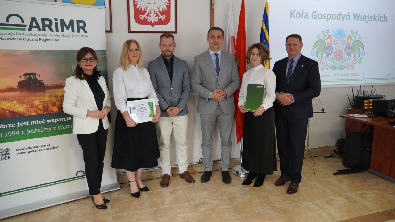 Ponad 1,3 mln zł dla Kół Gospodyń Wiejskich. W Goworowie wręczono czeki dla lokalnych gospodarzy [21.09.2026] - zdjęcie #36 - eOstroleka.pl