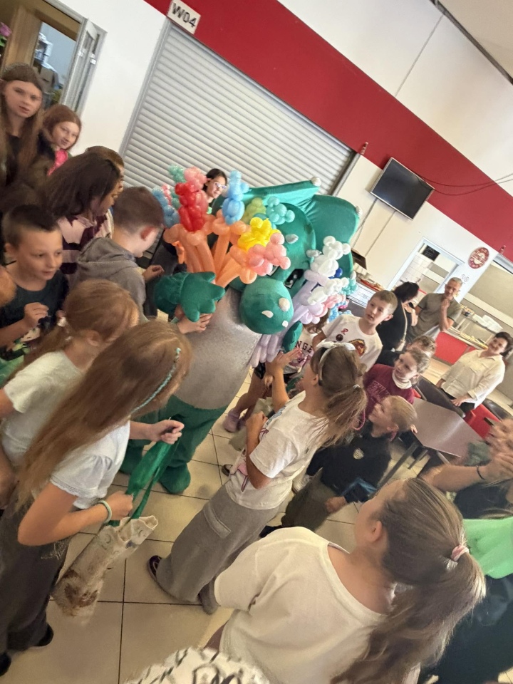 Radość, kolorowe atrakcje i masa zabawy. Za nami Festiwal Kreatywności w Ostrołęce [22.09.2026] - zdjęcie #33 - eOstroleka.pl
