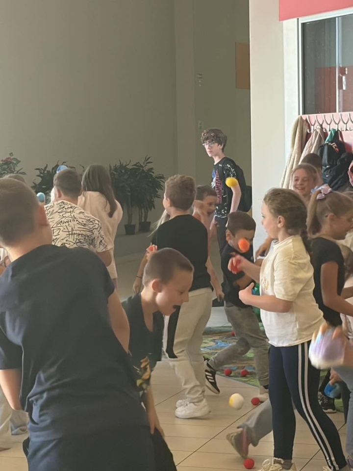 Radość, kolorowe atrakcje i masa zabawy. Za nami Festiwal Kreatywności w Ostrołęce [22.09.2026] - zdjęcie #1 - eOstroleka.pl