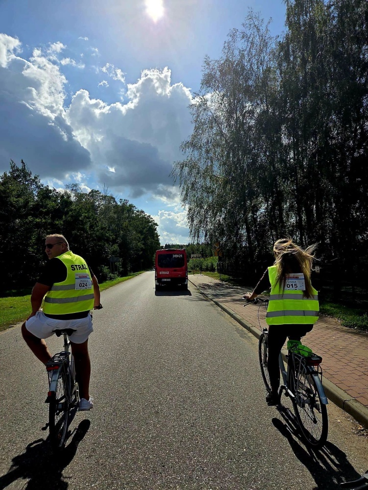 Przejechali ponad 20 kilometrów dla czystego powietrza. Za nami rajd rowerowy w Czerwinie [22.09.2026] - zdjęcie #35 - eOstroleka.pl
