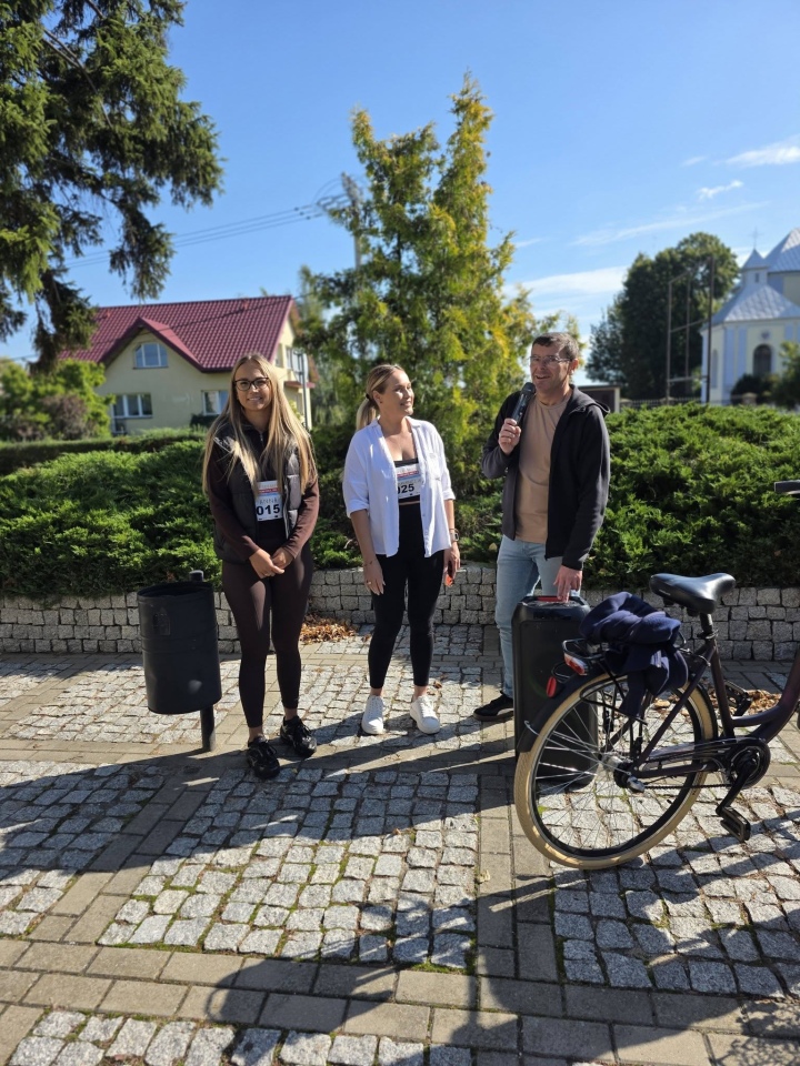 Przejechali ponad 20 kilometrów dla czystego powietrza. Za nami rajd rowerowy w Czerwinie [22.09.2026] - zdjęcie #24 - eOstroleka.pl
