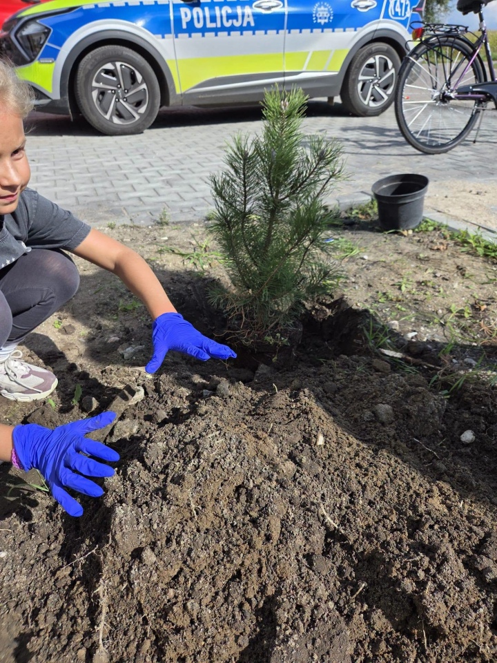 Przejechali ponad 20 kilometrów dla czystego powietrza. Za nami rajd rowerowy w Czerwinie [22.09.2026] - zdjęcie #12 - eOstroleka.pl