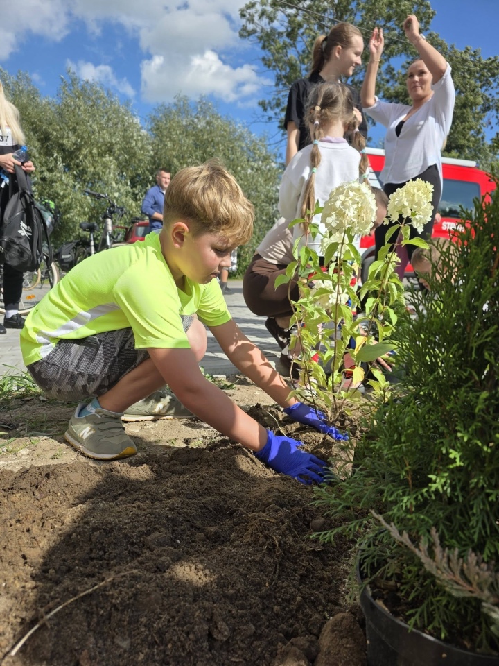 Przejechali ponad 20 kilometrów dla czystego powietrza. Za nami rajd rowerowy w Czerwinie [22.09.2026] - zdjęcie #7 - eOstroleka.pl
