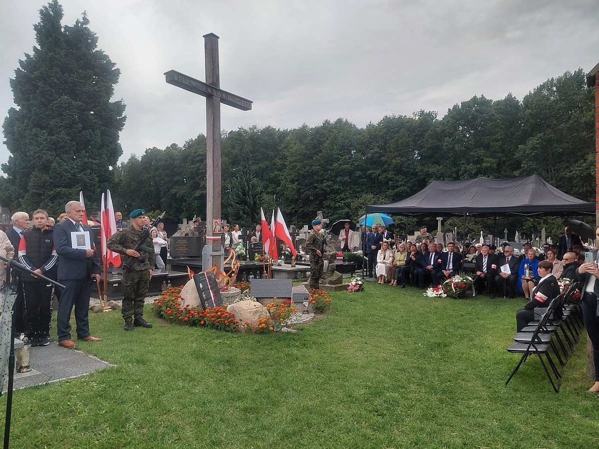 Uroczystość Katyńska w Czerwinie [20.09.2026] - zdjęcie #33 - eOstroleka.pl
