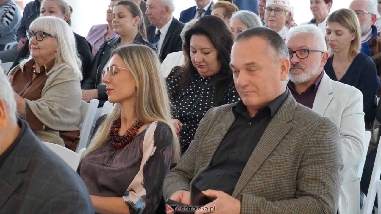 Jubileusz 70-lecia pracy twórczej Czesławy Kaczyńskiej [24.09.2026] - zdjęcie #17 - eOstroleka.pl