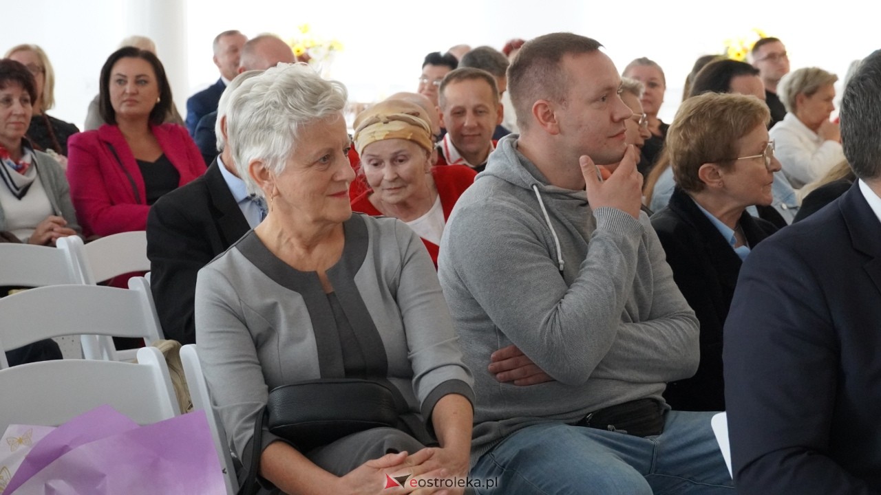 Jubileusz 70-lecia pracy twórczej Czesławy Kaczyńskiej [24.09.2026] - zdjęcie #54 - eOstroleka.pl