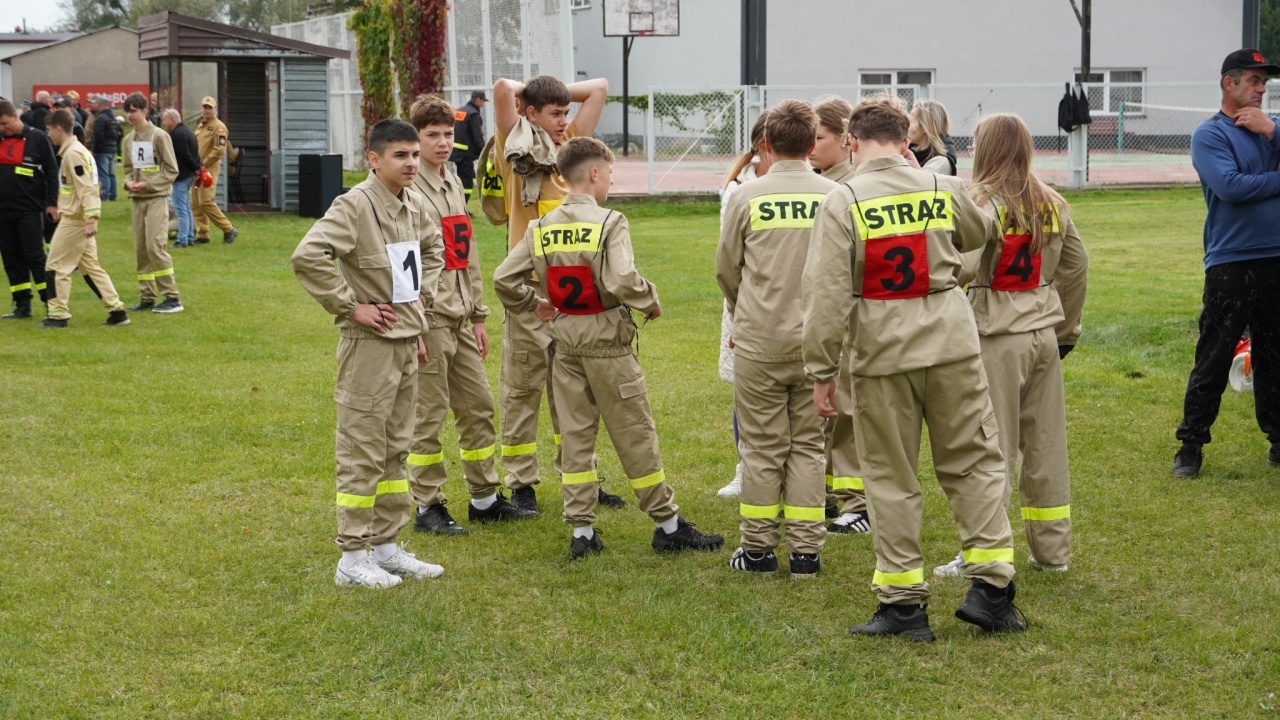 Powiatowe zawody sportowo-pożarnicze Młodzieżowych Drużyn Pożarowych w Ostrołęce [26.09.2026] - zdjęcie #21 - eOstroleka.pl