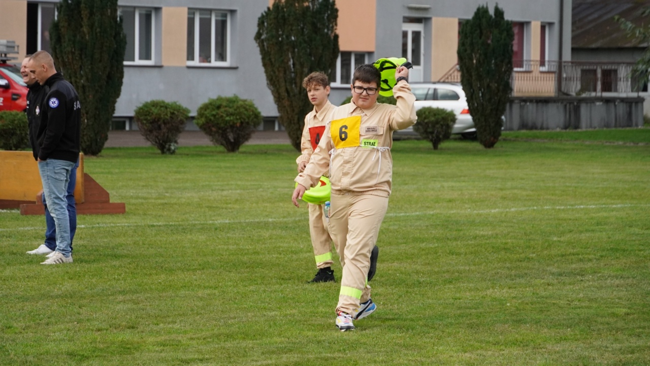 Powiatowe zawody sportowo-pożarnicze Młodzieżowych Drużyn Pożarowych w Ostrołęce [26.09.2026] - zdjęcie #73 - eOstroleka.pl