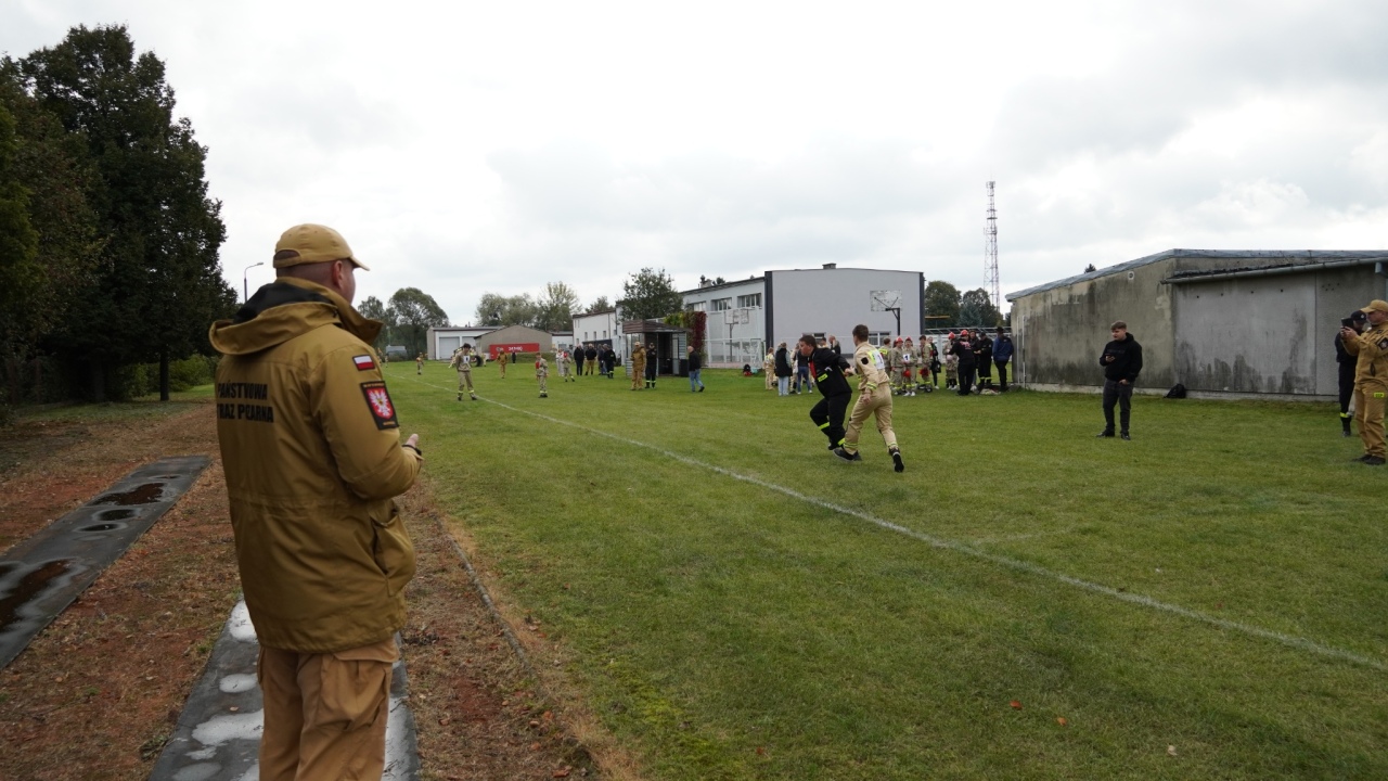 Powiatowe zawody sportowo-pożarnicze Młodzieżowych Drużyn Pożarowych w Ostrołęce [26.09.2026] - zdjęcie #66 - eOstroleka.pl