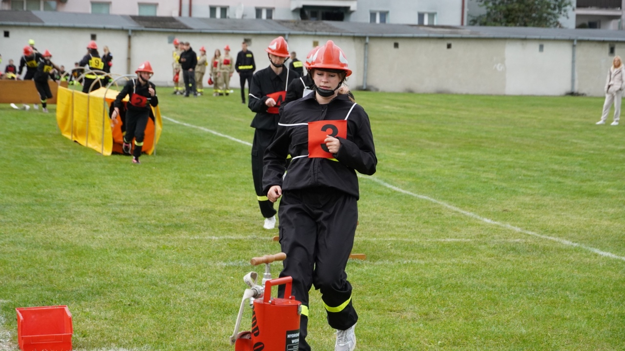 Powiatowe zawody sportowo-pożarnicze Młodzieżowych Drużyn Pożarowych w Ostrołęce [26.09.2026] - zdjęcie #64 - eOstroleka.pl