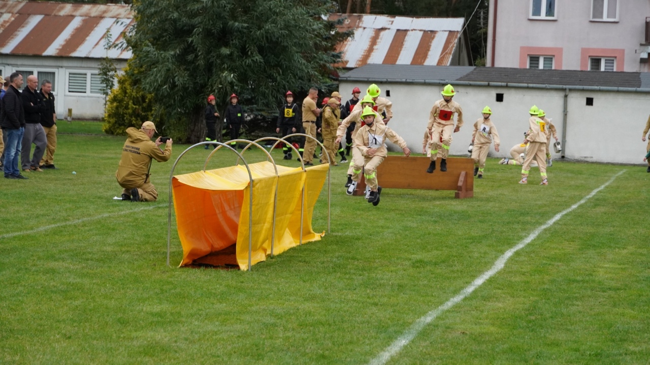 Powiatowe zawody sportowo-pożarnicze Młodzieżowych Drużyn Pożarowych w Ostrołęce [26.09.2026] - zdjęcie #63 - eOstroleka.pl