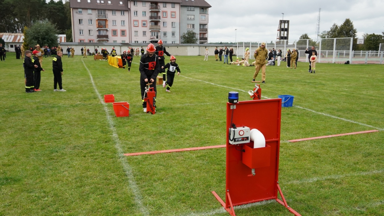 Powiatowe zawody sportowo-pożarnicze Młodzieżowych Drużyn Pożarowych w Ostrołęce [26.09.2026] - zdjęcie #42 - eOstroleka.pl