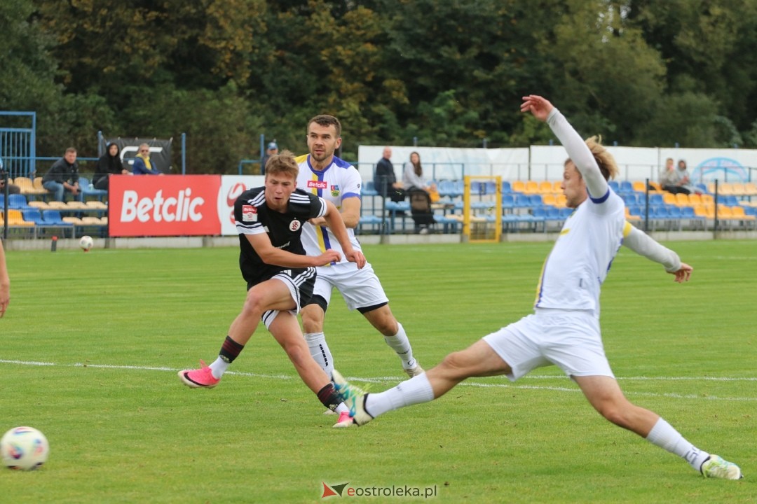 KS CK Troszyn - ŁKS II Łódź [26.09.2026] - zdjęcie #17 - eOstroleka.pl