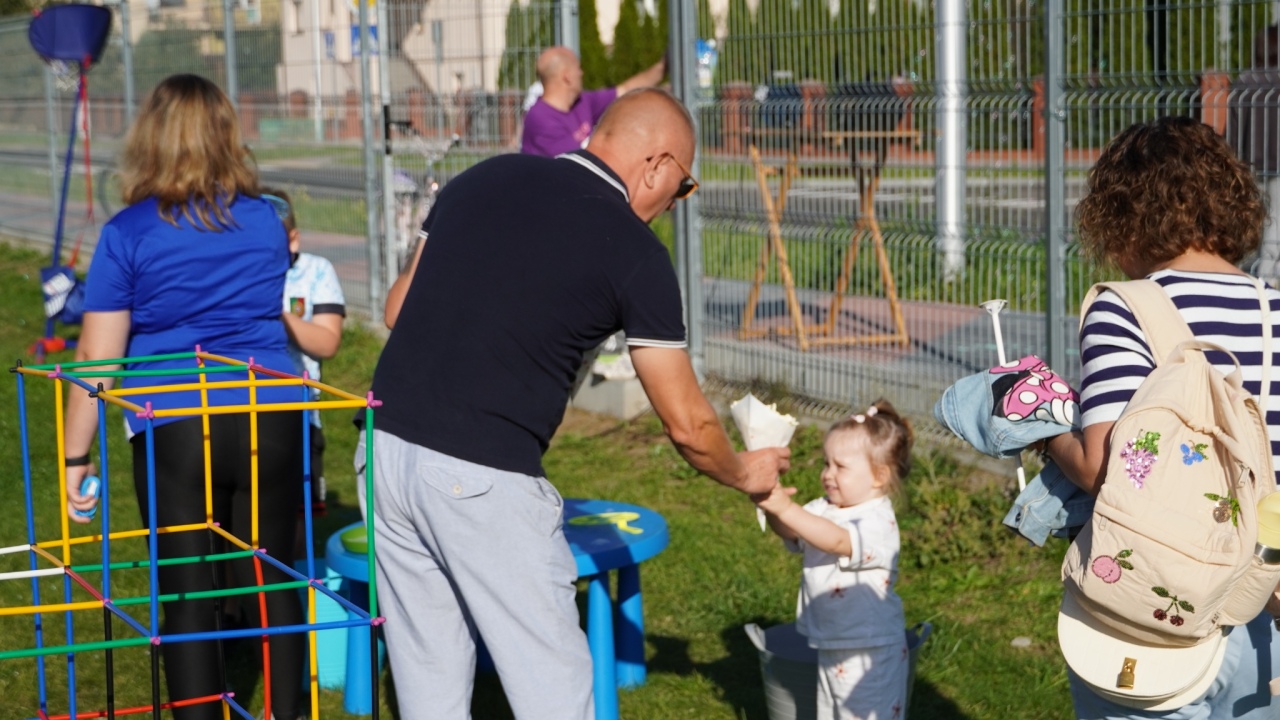 Kolorowe otwarcie ulicy Wiązowej - zdjęcie #55 - eOstroleka.pl