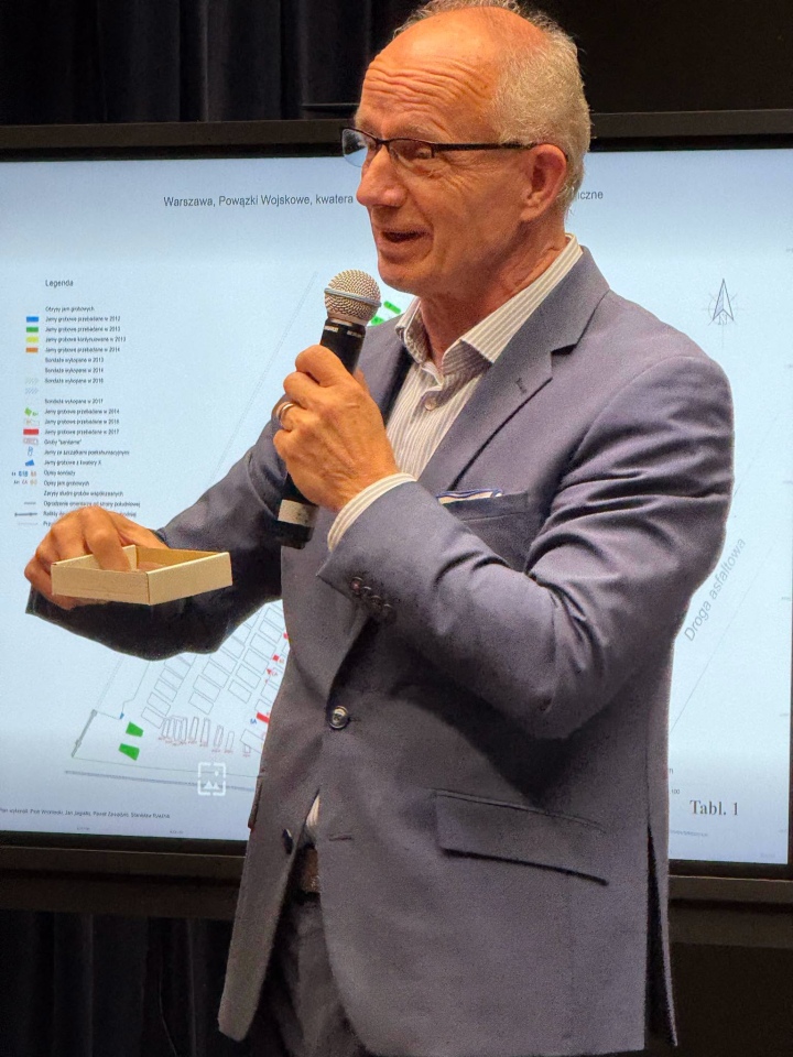 Prof. Krzysztof Szwagrzyk odwiedził Muzeum Żołnierzy Wyklętych. Opowiedział o identyfikacji sierż. „Roja” [28.09.2026] - zdjęcie #11 - eOstroleka.pl