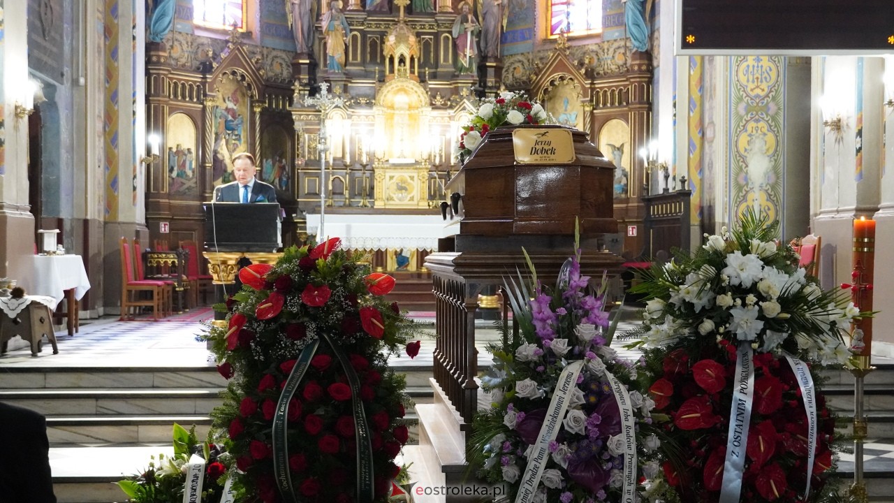 Uroczystości pogrzebowe śp. Jerzego Dobka [28.09.2026] - zdjęcie #19 - eOstroleka.pl