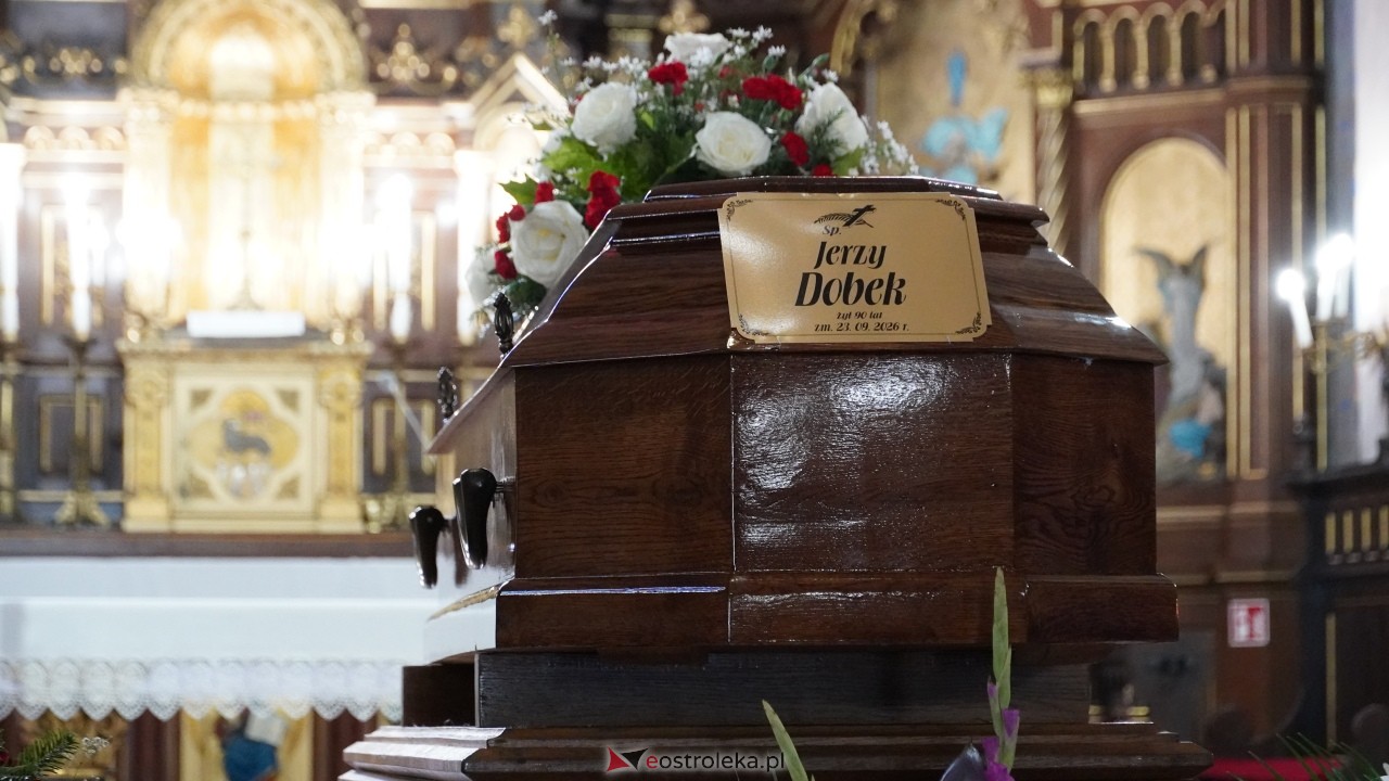 Uroczystości pogrzebowe śp. Jerzego Dobka [28.09.2026] - zdjęcie #18 - eOstroleka.pl
