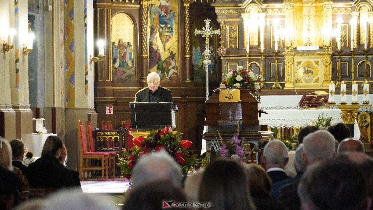 Uroczystości pogrzebowe śp. Jerzego Dobka [28.09.2026] - zdjęcie #4 - eOstroleka.pl