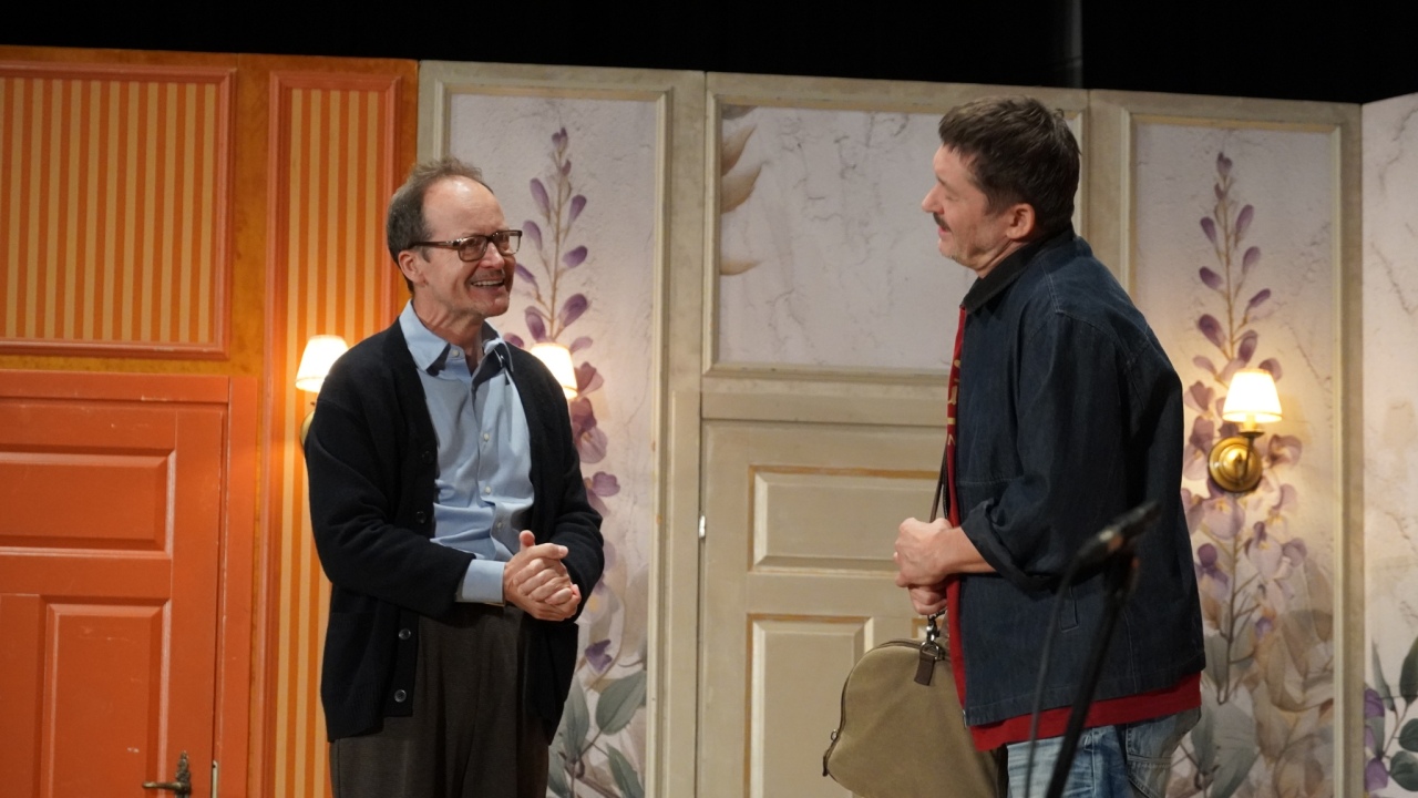„Genialny pomysł” na komediowy wieczór. Teatr Capitol wystąpił w Ostrołęce z paryskim hitem [28.09.2026] - zdjęcie #8 - eOstroleka.pl