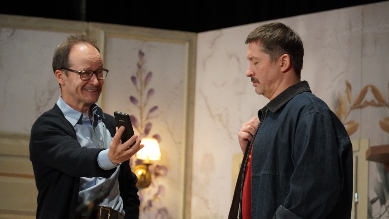 „Genialny pomysł” na komediowy wieczór. Teatr Capitol wystąpił w Ostrołęce z paryskim hitem [28.09.2026] - zdjęcie #18 - eOstroleka.pl