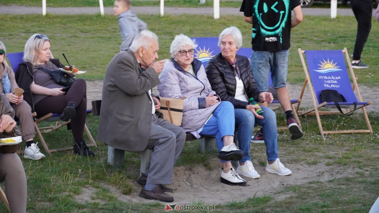 Pierwsze jesienne ognisko na plaży w Ostrołęce [29.09.2026] - zdjęcie #27 - eOstroleka.pl