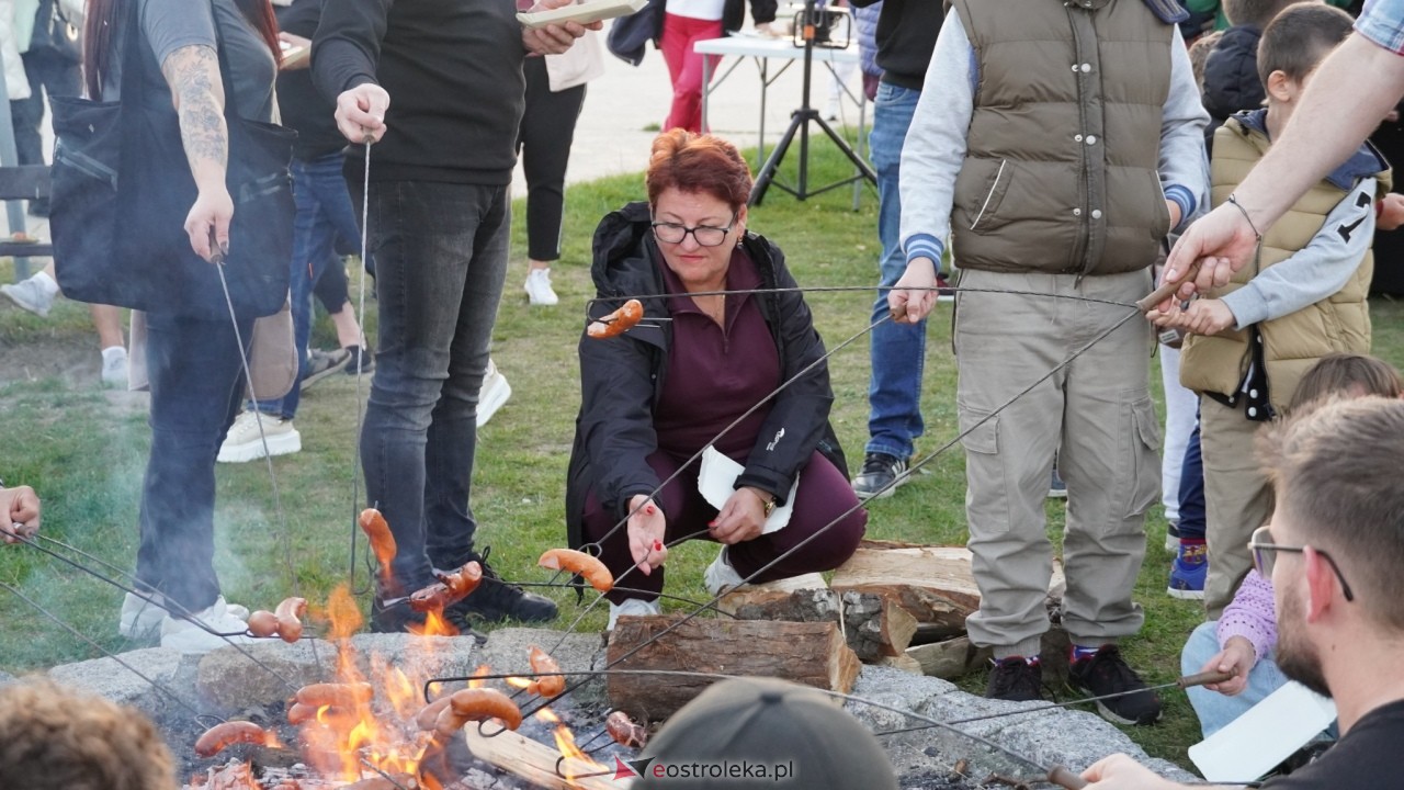 Pierwsze jesienne ognisko na plaży w Ostrołęce [29.09.2026] - zdjęcie #26 - eOstroleka.pl